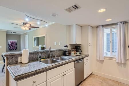 Awesome 3Br 2Bth 1 Block To Beach C2 Newport Beach Eksteriør bilde